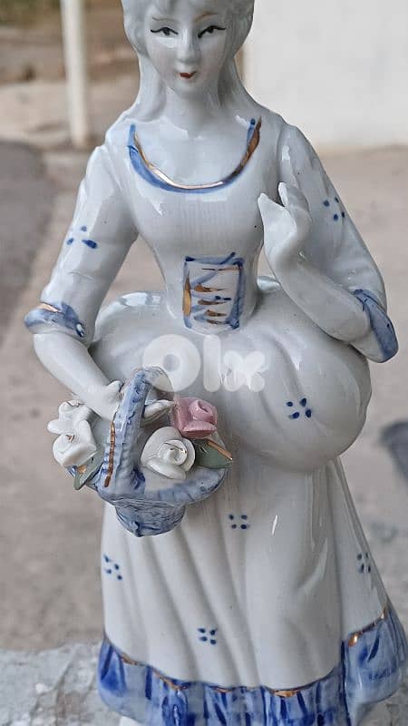antique 4