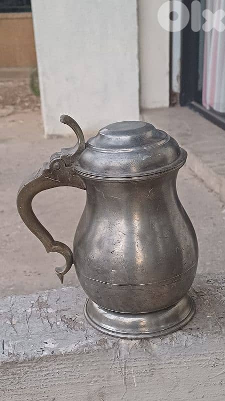 antique 8