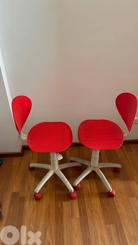 Two punto chair For kids 3