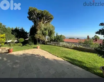 villa For sale in baabdet فيلا للبيع في بعبدات شاليمار