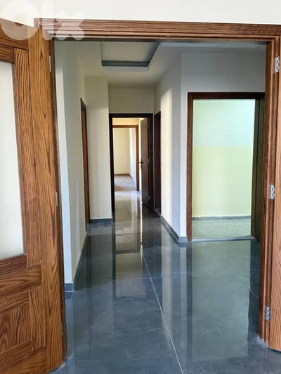 Apartment for sale in Tripoli شقة للبيع في طرابلس