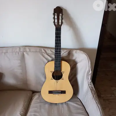 Classic Guitar size 1/2 suitable for 5 - 8 years