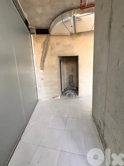 HOT DEAL! Commercial Store For Rent In Horsh Tabet