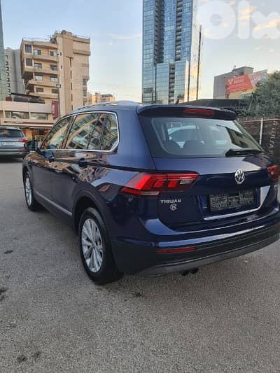 Volkswagen Tiguan 2.0T 4 Motion Model 2017 Company Source
