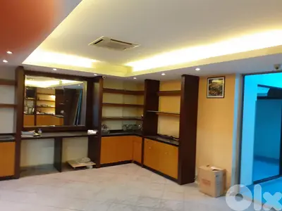 Commercial Store For Rent In Achrafieh With An Outdoor Area Commercial Store For Rent In Achrafieh With An Outdoor Area
