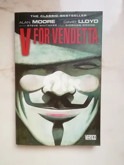 V for Vendetta Vertigo DC Comics Graphic Novel . Alan Moore David Llo