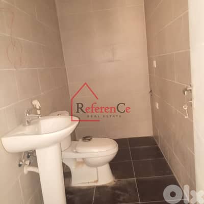Aprtment with terrace in Betchay شقة مع تراس في بيتشاي