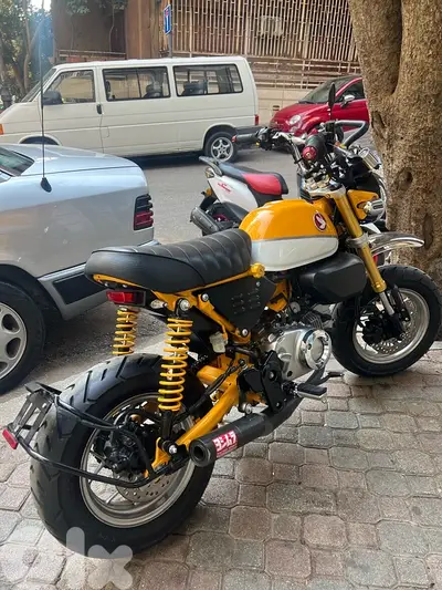 Honda Monkey 125 Cc all after market sport parts added