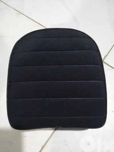 Moto Guzzi V9 bobber rear seat