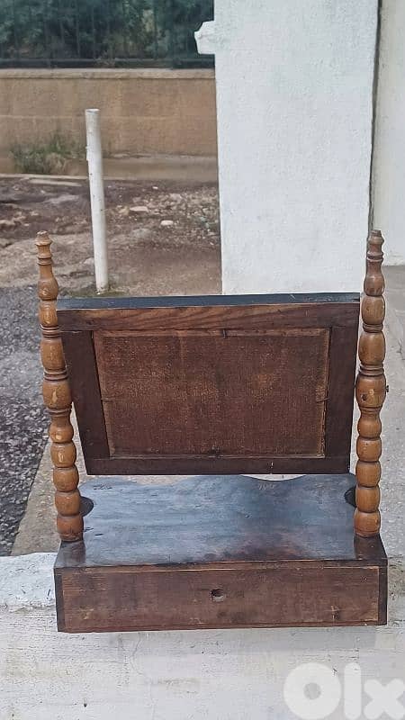 antique 8