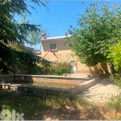 Prime Villa for sale in Chabrouh فيلا مميزة للبيع في شبروح