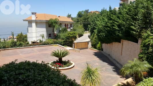 Villa For Sale | Jouret El Ballout قيلا للبيع في جورة البلوط
