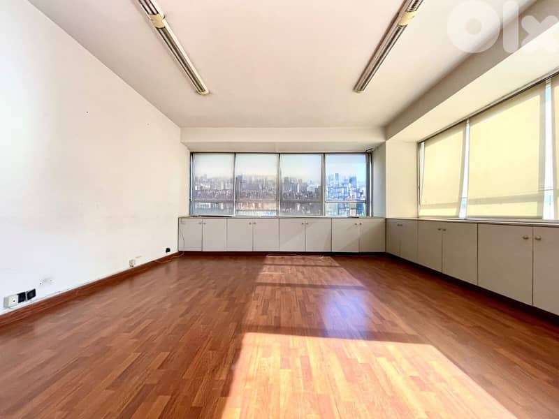 JH24-3740 Office 135m2 for rent in Saifi - Beirut, $ 1950 cash 0