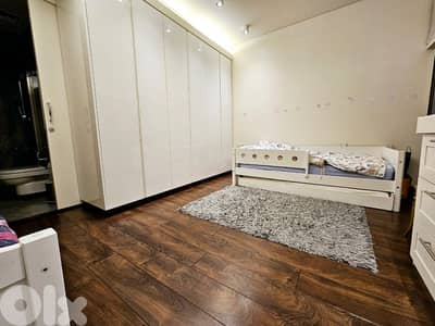 ZE26-5040 Fully Renovated Luxury Apartment 350m² in Ramlet El Bayda