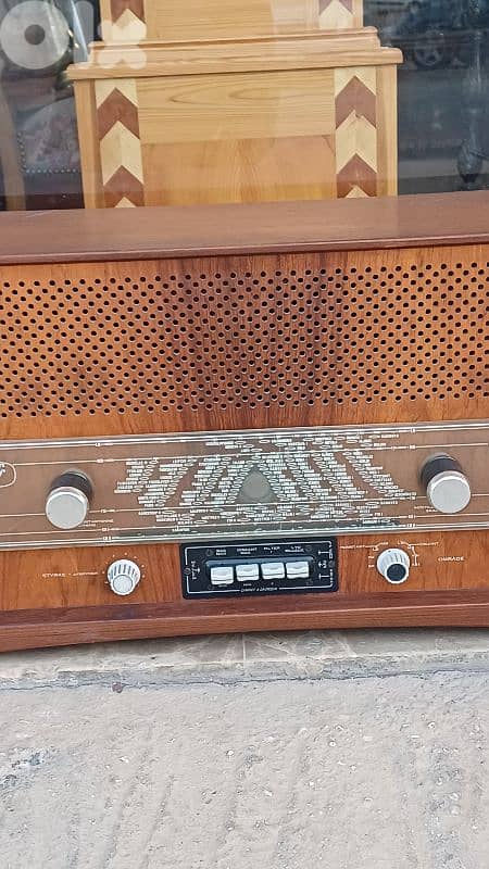 antique 4