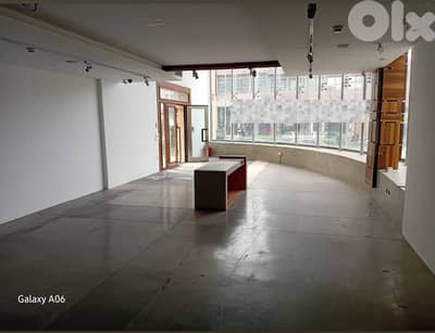Showroom for rent in Dekwaneh صالة عرض للايجار في ديكوانة