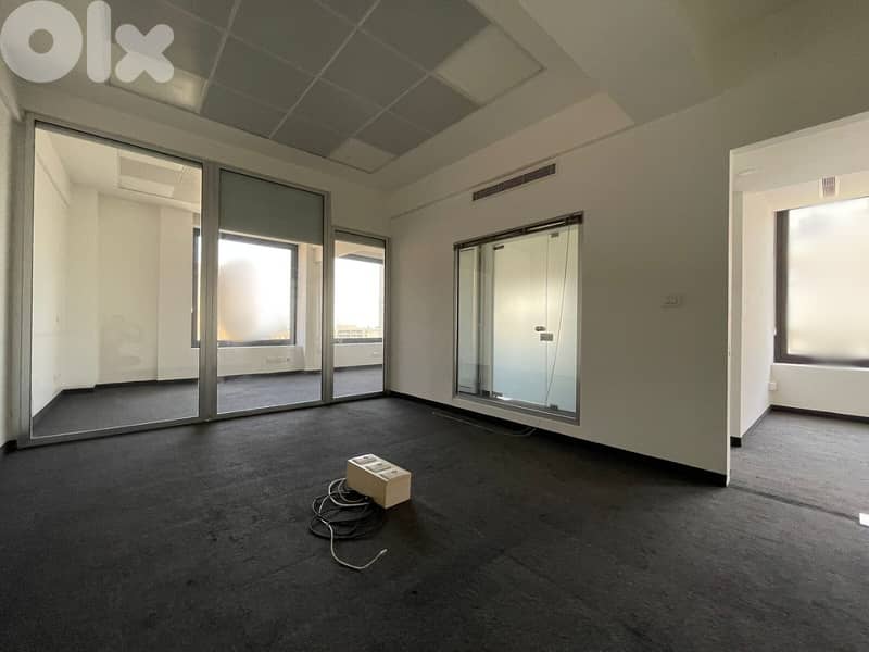 JH24-3752 Office 200m for rent in Downtown Beirut, $ 3,666 cash 0