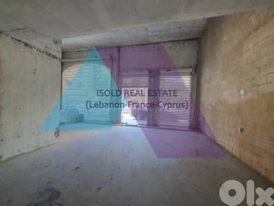 A 400 m2 store for sale  in Gemayzeh - محل للبيع في الجميزة