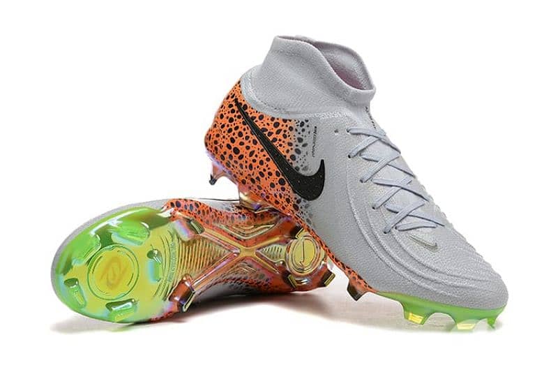 football shoes original highest quality in market 40% discount 0