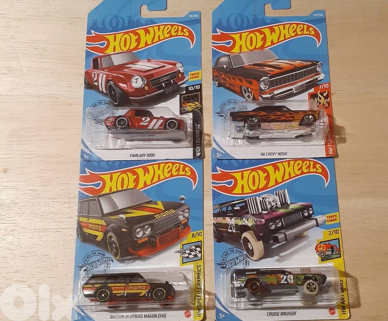 Hot Wheels (2019) diecast car model 1;64 6