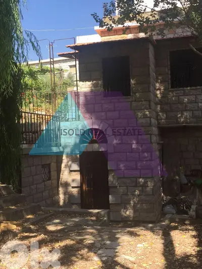Traditional Lebanese House 4 sale in Metn - أرض مع منزل في المتن