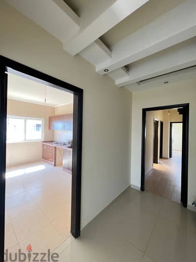 Apartment with Breathtaking Views in Btouratij, Al Koura