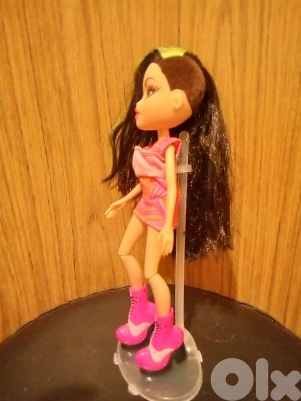 BRATZ JADE PLAID MEETS PUNK As New MGA doll Special hair+her own Shoes 4