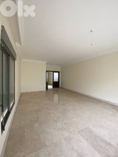 NEW BUILDING IN Mar Elias Prime Area (200SQ) 3 Bedrooms , (MA-105)