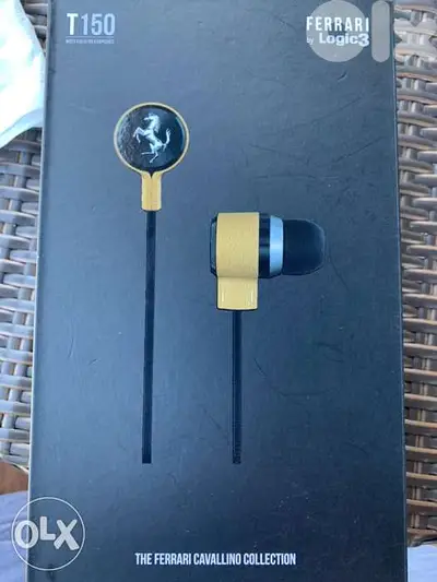 FERRARI T150 earphones