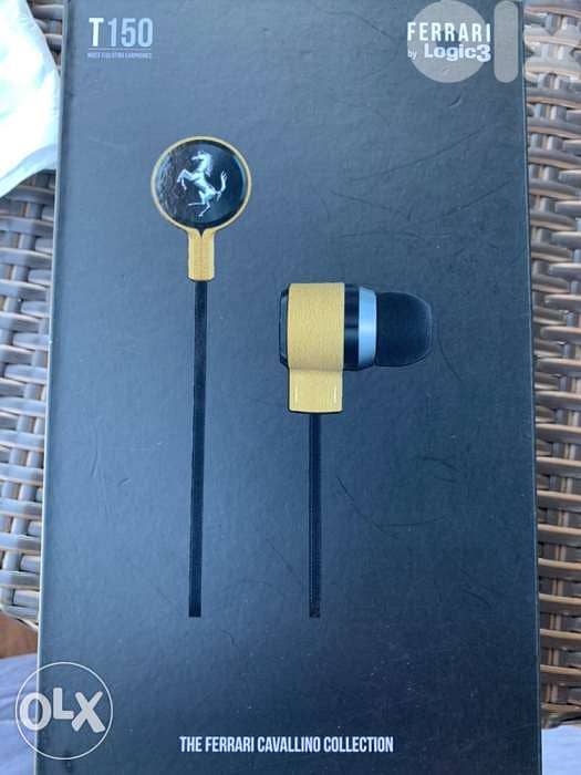 FERRARI T150 earphones 0