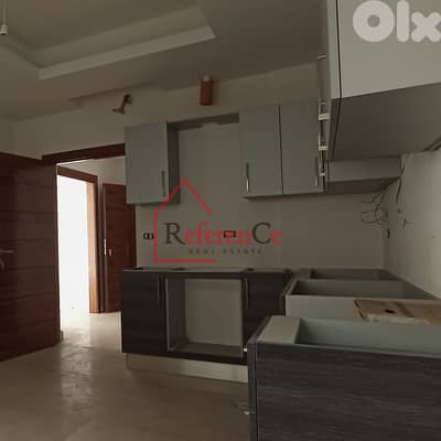 Prime Apartment with Roof in Bayada شقة مع سطح في البياضة