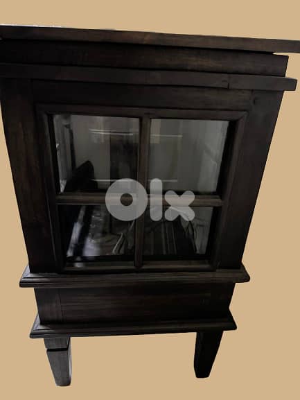 Glass-Panel Cabinet 1