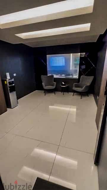 SPACIOUS OFFICE IN VERDUN PRIME (300SQ) HIGH-END FINISHING , (BT-1010)