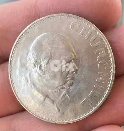 عملة عملات قديمة كراون بريطانيا تذكاري رئيس وزراء الحرب العالمية تشرشل