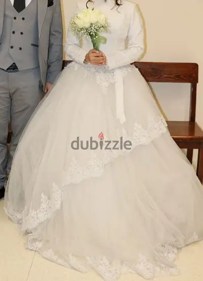 Wedding dress