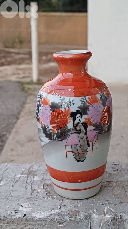 antique 8