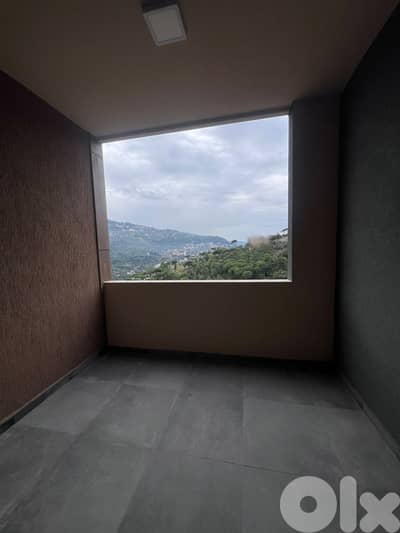 Apartment for sale in Baabdat - Bsefrine شقة للبيع في بعبدات بسفرين