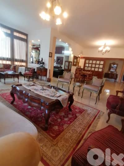 250 SQM Prime Location Apartment in Mazraa, Beirut