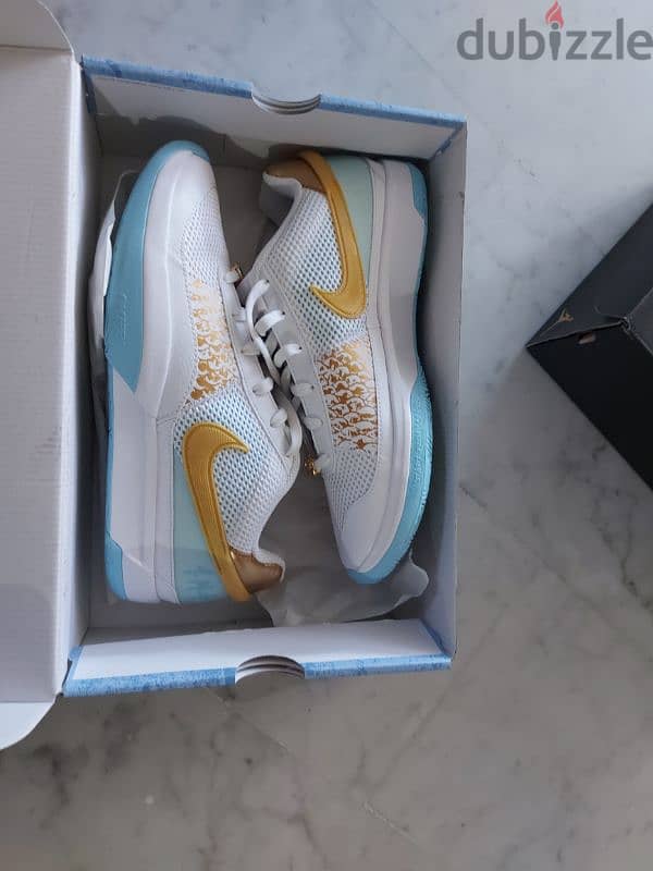 Nike Ja Morant 1 Basketball Shoes - 44 0
