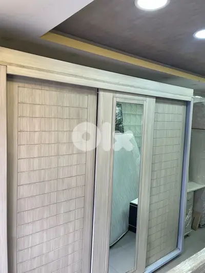 غرفة نوم كاملة شبه جديدة