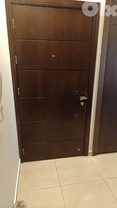 ,باب مدخل شقة للبيع