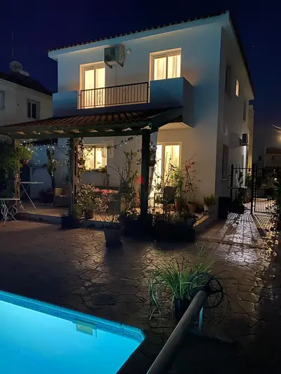 amazing 5 bed villa pool for sale in larnaca cyprusفيلا للبيع في قبرص