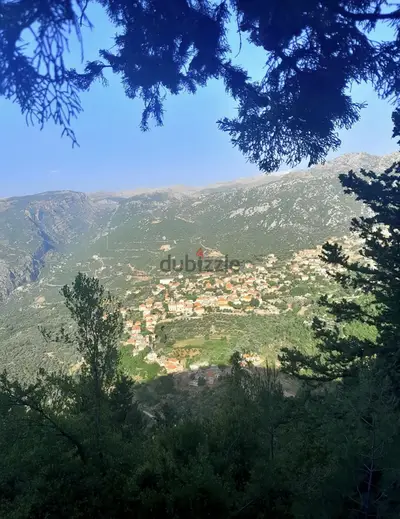 Land for sale in Tarchich ارض للبيع في ترشيش