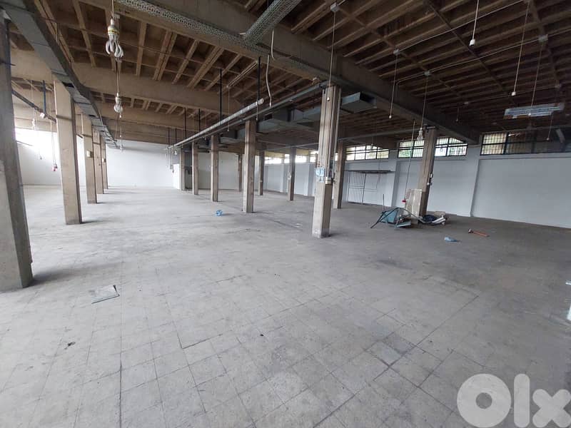 800 SQM Industrial Warehouse + Land in Zalka, Metn 0