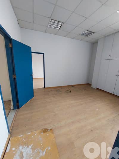 800 SQM Industrial Warehouse + Land in Zalka, Metn