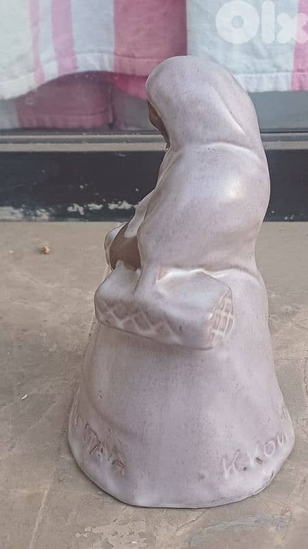 antique 7
