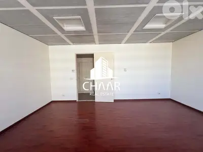 Office for Rent in Hamra - مكتب للإيجار في الحمرا - #R2205