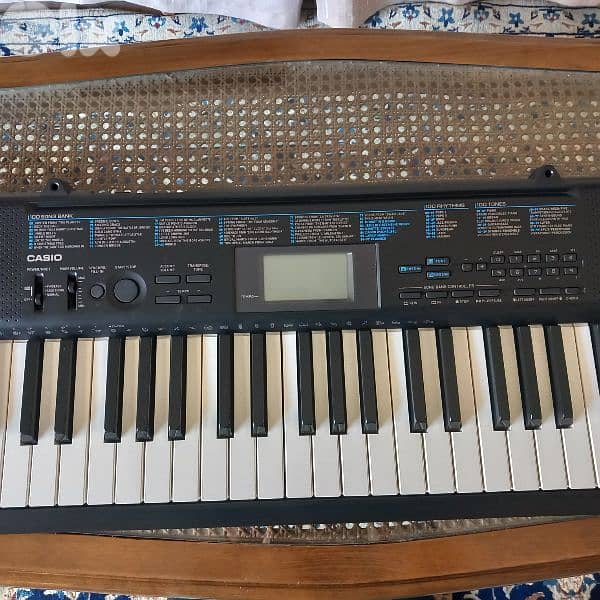 CASIO  CTK  1200 Keyboard  + New Stand 2