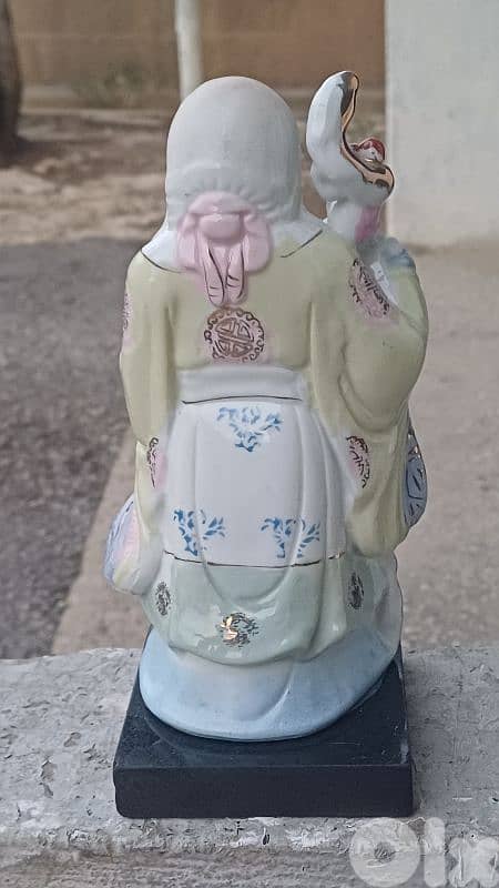 antique 6