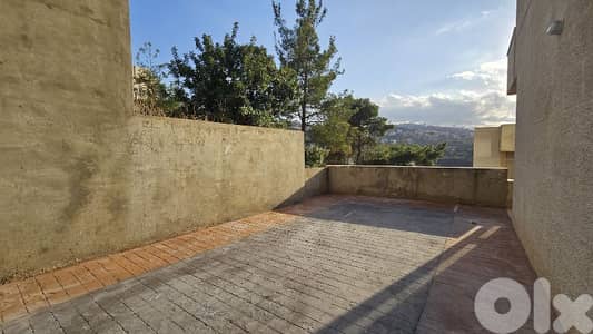 Huge TERRACE Apartment in Qennabet Broumana for sale